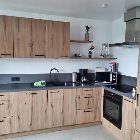 Aux Champs De La Colline Apartment *