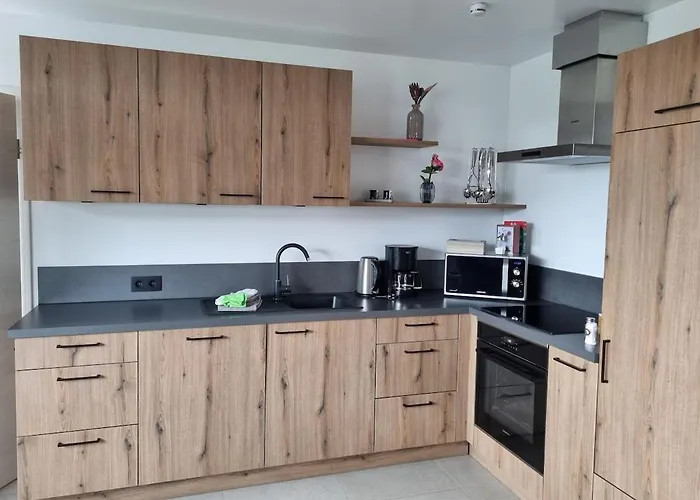 Aux Champs De La Colline Apartment *