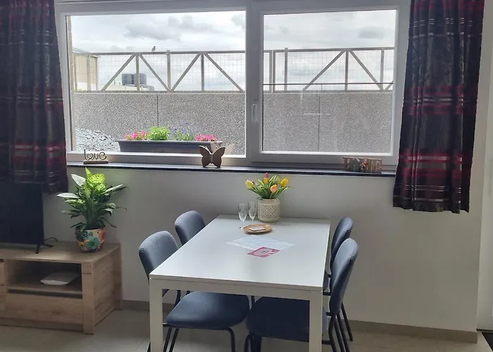 Apartment Aux Champs De La Colline