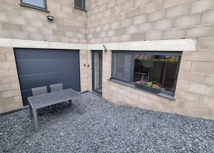 Aux Champs De La Colline Apartment *